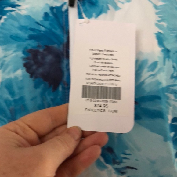 NWT Fabletics light weight jacket - Picture 5 of 7